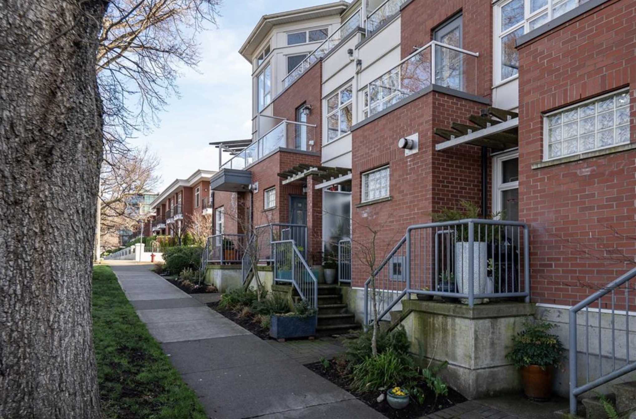 Sold listing 1025175