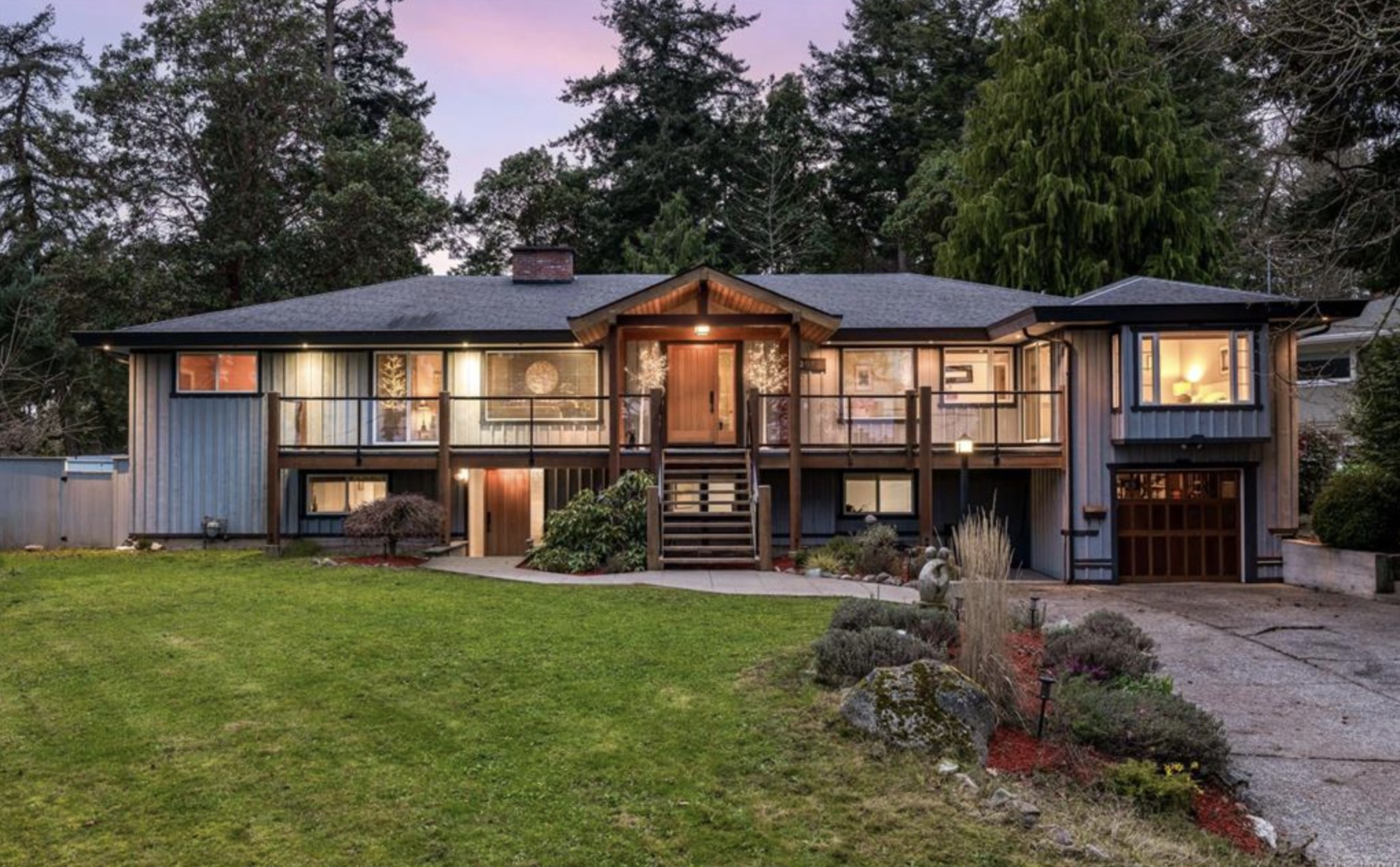 Active listing 2881 Phyllis St, Ten Mile Point